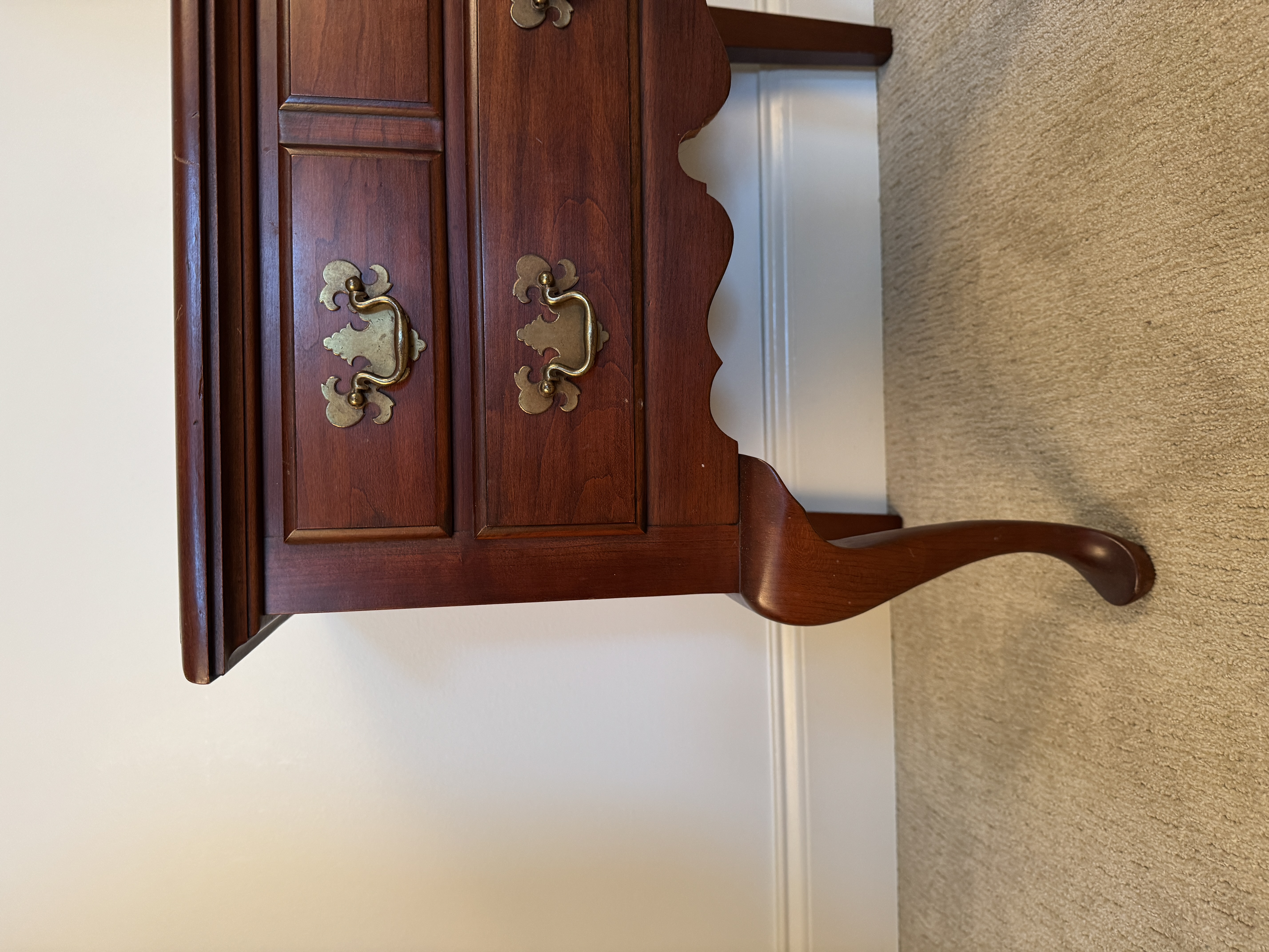 Pennsylvania House Queen Anne Style Cherry Bachelors Chest
