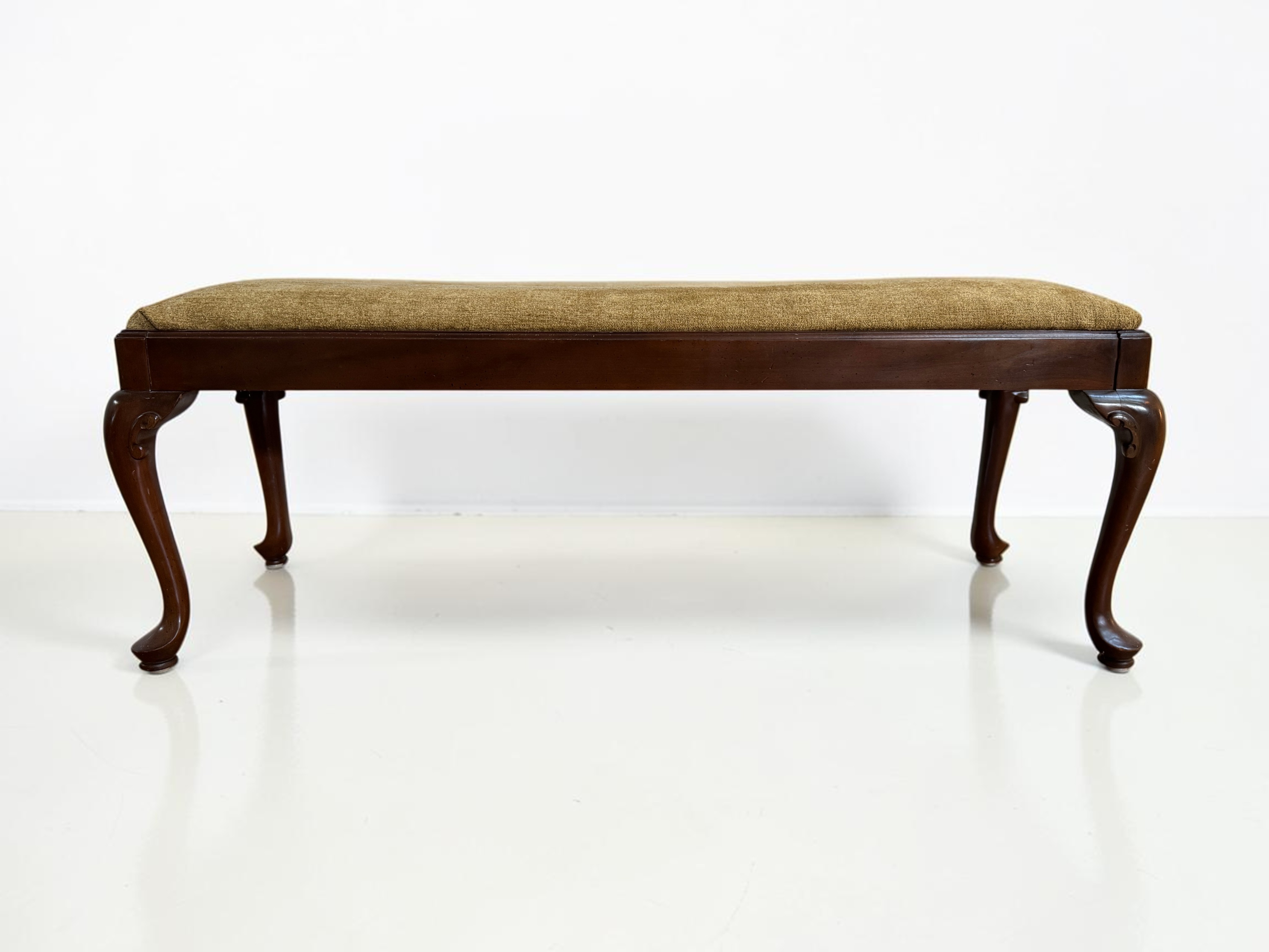 Late 20th Century Queen Anne Style Mahogany Upholstered Bench