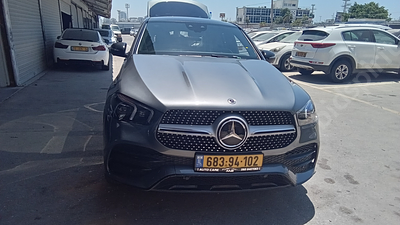 מרצדס GLE350 מודל 2023. 47,528 ק"מ, יד שנייה. תיבת הילוכים: אוטומטי
צבע: אפור, מנוע: