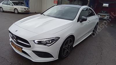 מרצדס CLA 180 מודל 2023. יד שלישית. תיבת הילוכים: אוטומטי
צבע: לבן, מנוע: בנזין, נפח מנוע: 1
