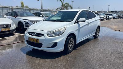 יונדאי I-25 מודל 2017. 194,713 ק"מ, יד רביעית. תיבת הילוכים: אוטומטי
צבע: לבן, מנוע: בנזין, נפח