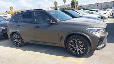 ב.מ.וו. X-5 מודל 2022. 83,426 ק"מ, יד שלישית. מחיר מחירון: ₪437,000. תיבת הילוכים: אוטומטי
צבע: 