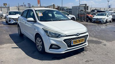 יונדאי I-20 מודל 2021. 144,606 ק"מ, יד שנייה. מחיר מחירון: ₪79,000. תיבת הילוכים: אוטומטי
צבע: 