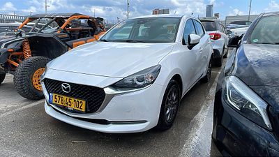 מאזדה 2 מודל 2021. 125,000 ק"מ, יד שנייה. מחיר מחירון: ₪74,600. תיבת הילוכים: אוטומטי
צבע: לבן 
