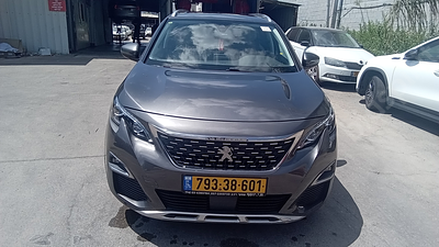 פיג'ו 5008 מודל 2020. 183,297 ק"מ, יד שנייה. מחיר מחירון: ₪93,000. תיבת הילוכים: אוטומטי
צבע: 