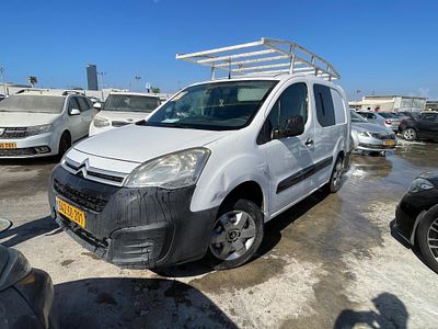 סיטרואן ברלינגו מודל 2019. 272,263 ק"מ, יד שלישית. מחיר מחירון: ₪58,000. תיבת הילוכים: אוטומטי 