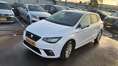 סיאט איביזה מודל 2025. 22,564 ק"מ, יד ראשונה. מחיר מחירון: ₪98,000. תיבת הילוכים: אוטומטי
צבע: 