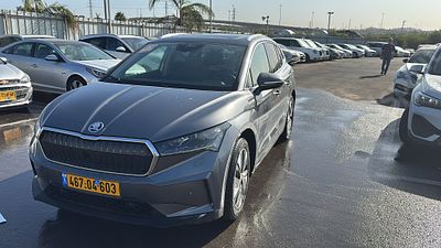 סקודה אניאק מודל 2023. 52,782 ק"מ, יד ראשונה. מחיר מחירון: ₪159,000. תיבת הילוכים: אוטומטי
צבע: 