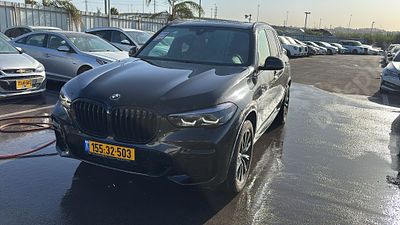 ב.מ.וו. X-5 מודל 2022. 83,732 ק"מ, יד שנייה. מחיר מחירון: ₪297,000. תיבת הילוכים: אוטומטי
צבע: 