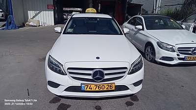 מרצדס C220D מודל 2019 (מונית). 222,662 ק"מ, יד ראשונה. מחיר מחירון: ₪34,798. תיבת הילוכים: 