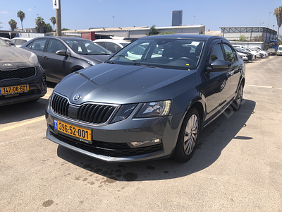 סקודה אוקטביה מודל 2018. 163,419 ק"מ, יד רביעית. מחיר מחירון: ₪57,000. תיבת הילוכים: אוטומטי 