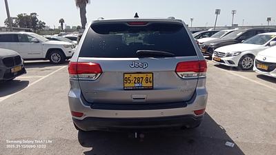 קרייזלר גרנד צ'ירוקי מודל 2017. 173,407 ק"מ, יד שלישית. מחיר מחירון: ₪108,000. תיבת הילוכים: 