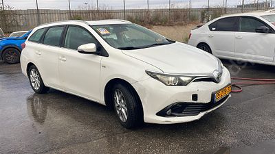 טויוטה אוריס מודל 2016. 223,326 ק"מ, יד שנייה. מחיר מחירון: ₪48,000. תיבת הילוכים: אוטומטי
צבע: 