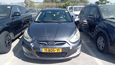 יונדאי I-25 מודל 2013. 251,567 ק"מ, יד שישית. מחיר מחירון: ₪22,000. תיבת הילוכים: אוטומטי
צבע: 