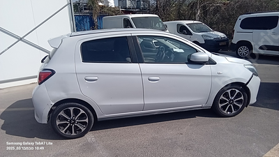 מיצובישי ספייס סטאר מודל 2022. 67,015 ק"מ, יד ראשונה. תיבת הילוכים: אוטומטי
צבע: לבן, מנוע: 