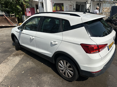 סיאט ארונה מודל 2021. 168,108 ק"מ, יד שנייה. תיבת הילוכים: אוטומטי
צבע: לבן, מנוע: בנזין, נפח 