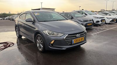 יונדאי אלנטרה מודל 2018. 213,733 ק"מ, יד שנייה. תיבת הילוכים: אוטומטי
צבע: אפור, מנוע: בנזין 