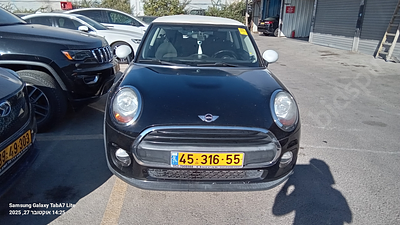 ב.מ.וו. ONE מודל 2017. 166,922 ק"מ, יד רביעית. תיבת הילוכים: אוטומטי
צבע: שחור, מנוע: בנזין 