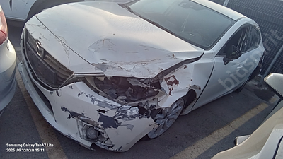 מאזדה 3 מודל 2015. 279,982 ק"מ, יד שלישית. תיבת הילוכים: אוטומטי
צבע: לבן, מנוע: בנזין, נפח 