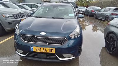 קיה נירו מודל 2019. 167,298 ק"מ, יד שנייה. מחיר מחירון: ₪94,000. תיבת הילוכים: אוטומטי
צבע: 