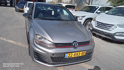 פולקסווגן גולף מודל 2017. 218,253 ק"מ, יד רביעית. מחיר מחירון: ₪87,000. תיבת הילוכים: אוטומטי 
