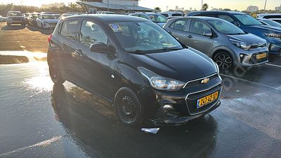 שברולט ספארק מודל 2017. 190,967 ק"מ, יד רביעית. מחיר מחירון: ₪44,500. תיבת הילוכים: אוטומטי 