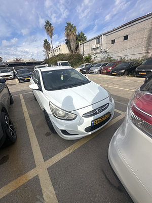 יונדאי I-25 מודל 2016. 228,558 ק"מ, יד שנייה. מחיר מחירון: ₪31,500. תיבת הילוכים: אוטומטי
צבע: 