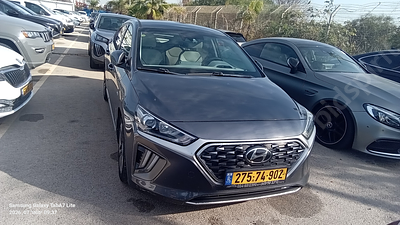 יונדאי איוניק מודל 2020. 195,535 ק"מ, יד שנייה. מחיר מחירון: ₪105,800. תיבת הילוכים: אוטומטי 