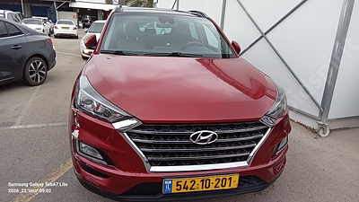 יונדאי טוסון מודל 2019. 197,693 ק"מ, יד שלישית. מחיר מחירון: ₪92,400. תיבת הילוכים: אוטומטי 