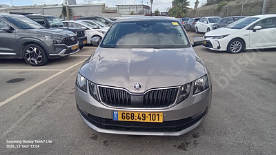 סקודה אוקטביה מודל 2019. 234,269 ק"מ, יד רביעית. מחיר מחירון: ₪75,000. תיבת הילוכים: אוטומטי 