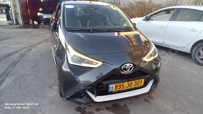 טויוטה אייגו מודל 2019. 122,714 ק"מ, יד שלישית. מחיר מחירון: ₪31,000. תיבת הילוכים: אוטומטי 