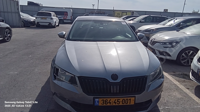סקודה סופרב מודל 2018. 157,374 ק"מ, יד רביעית. מחיר מחירון: ₪96,000. תיבת הילוכים: אוטומטי
צבע: 