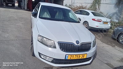 סקודה אוקטביה מודל 2016. 349,847 ק"מ, יד רביעית. מחיר מחירון: ₪36,500. תיבת הילוכים: אוטומטי 