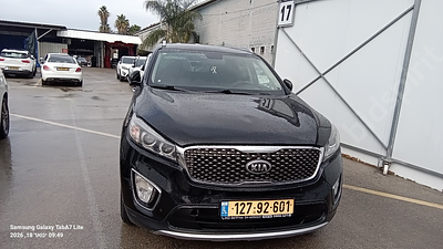 קיה סורנטו מודל 2017. יד שלישית. תיבת הילוכים: אוטומטי
צבע: שחור, מנוע: בנזין, נפח מנוע: 2,359 