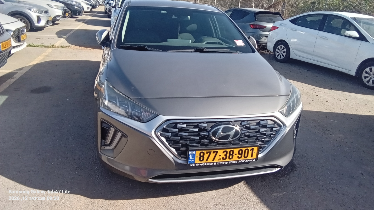יונדאי איוניק