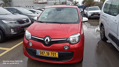 רנו טווינגו מודל 2018. 35,928 ק"מ, יד שנייה. מחיר מחירון: ₪24,000. תיבת הילוכים: אוטומטי
צבע: 