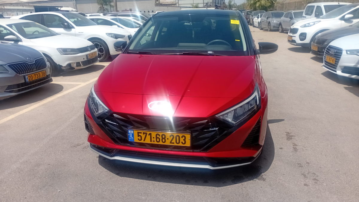 יונדאי I-20