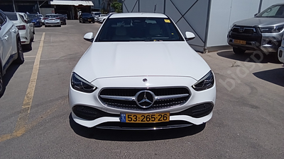 מרצדס C200 מודל 2023 (מונית). 205,088 ק"מ, יד ראשונה. מחיר מחירון: ₪83,048. תיבת הילוכים: 
