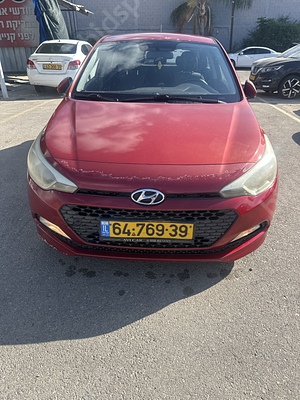 יונדאי I-20 מודל 2016. 204,666 ק"מ, יד רביעית. מחיר מחירון: ₪33,000. תיבת הילוכים: אוטומטי
צבע: 
