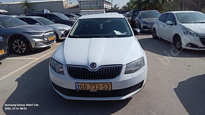סקודה אוקטביה מודל 2015. 311,272 ק"מ, יד שלישית. מחיר מחירון: ₪33,000. תיבת הילוכים: אוטומטי 