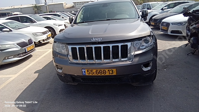 ג'יפ צ'ירוקי מודל 2012. 288,026 ק"מ, יד רביעית. מחיר מחירון: ₪45,000. תיבת הילוכים: אוטומטי 