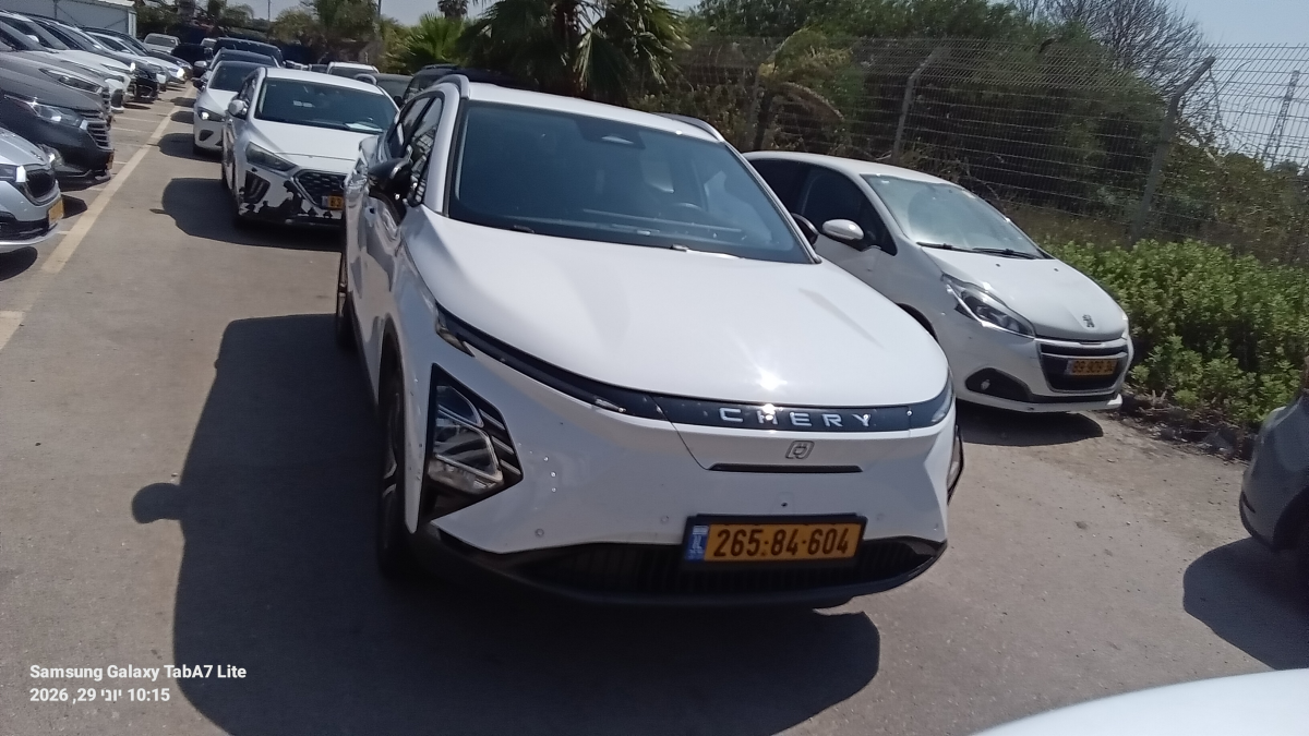 צ'רי FX