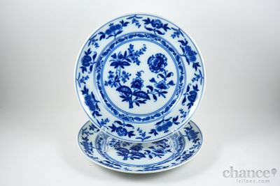 Par de Pratos de doce em Porcelana da Vista Alegre com decoração Margão a azul. Marcado. Diâm.