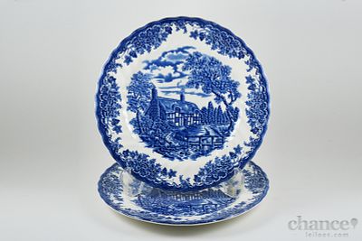 Par de Pratos em Cerâmica Inglesa de Staffordshire "The Brook" com decoração a azul. Marcados