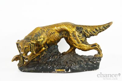 Chien Setter. Escultura de grande dimensão em Gesso pintado a simular bronze representando Cão 