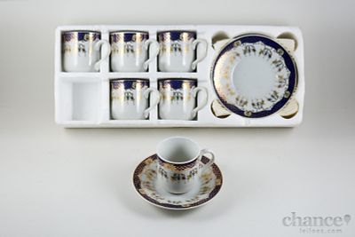 6 Chávenas Café. 6 Chávenas de Café em Porcelana Japonesa com decoração floral policromada e 