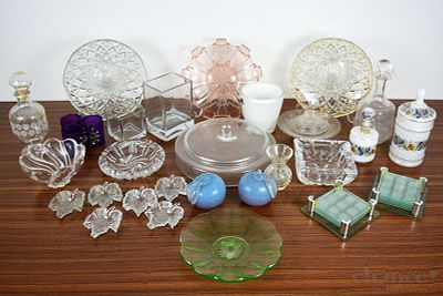 Vidros diversos. Mais de 30 Peças em Vidro e Cristal: Jarras, Pratos, Peças decorativas, Bases 
