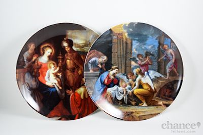 Dois Pratos Comemorativos em Porcelana da Vista Alegre - Festa de Natal 2000 e 2001. Marcados 