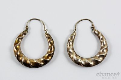 Par de Brincos Argolas em Prata Portuguesa, contraste &Aacute;guia com toque 835 e peso de 6,6gr.