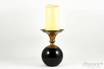 Porta Vela de formato esf&eacute;rico em M&aacute;rmore negro polido com aplica&ccedil;&atilde;o em Prata Portuguesa 